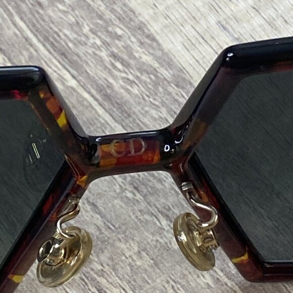 Dior 30 Montaigne Tortoise Dark Havana Oversized Square Gradient Sunglasses - Picture 12 of 16